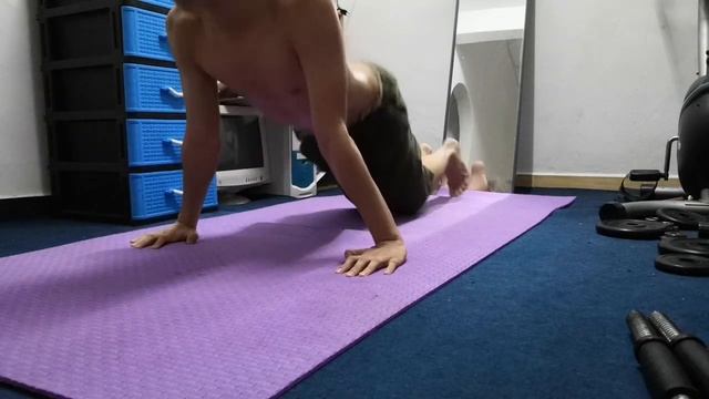 10 Rep Push Up for 30 days challenge 10下俯卧撑 30天挑战 смотреть онлайн