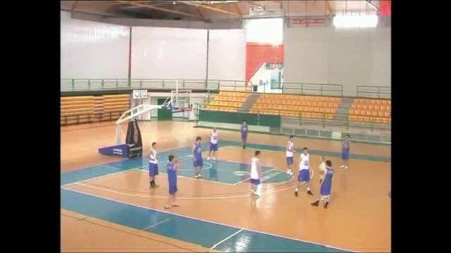 ETTORE MESSINA: EL PASE, EL FUNDAMENTO MAS IMPORTANTE. смотреть онлайн