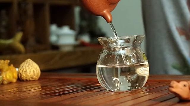 Проливаем чайник 250мл “9 драконов”, резьба (760001) - daochai смотреть онлайн