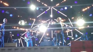 Эмир Кустурица со своим оркестром.(8)