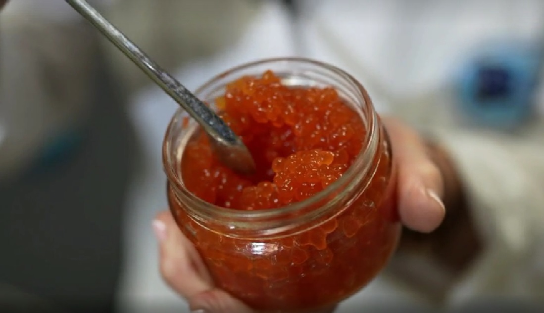 ИКРА смотреть онлайн