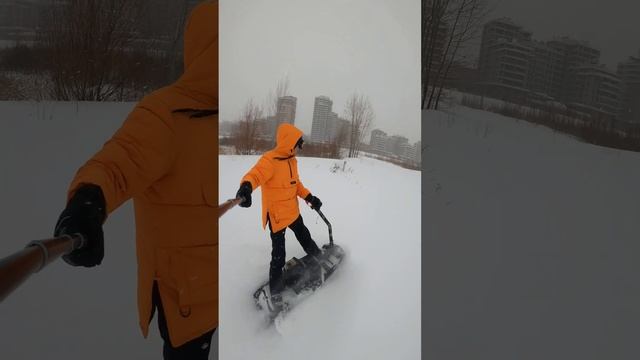 Пособие, как правильно ездить на мотосноуборде