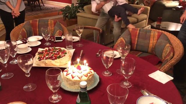 VLOG | Ужин у Фрэнка!!! Цезарю 7 ЛЕТ!!! смотреть онлайн