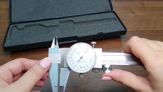 Штангенциркуль VOREL стрелочный 150 мм / 0,02 мм в футляре, 15220 смотреть онлайн