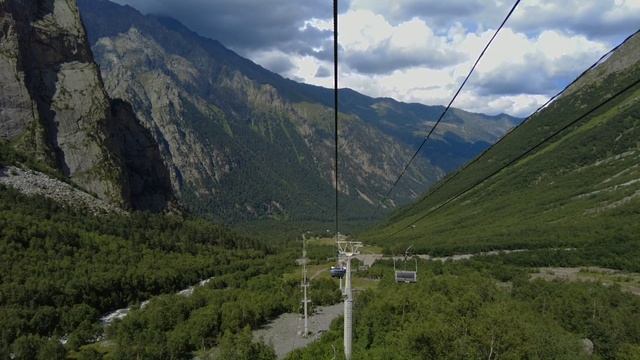 Канатная дорога со Сказского ледника / Цейское ущелье / Северная Осетия / Алания смотреть онлайн