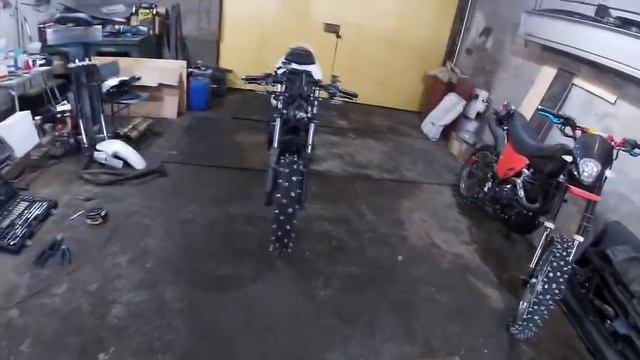 Мото проект 1 серия.Разборка и переделка передней вилки. смотреть онлайн