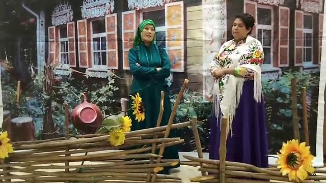 Чиндант Семейный дуэт Комиссаровых Песня Надела валенки смотреть онлайн