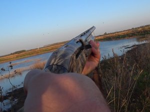 Две шикарные осенние зорьки на утиной охоте. Охота удалась. The duck hunt was a success.