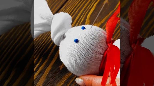 Простые новогодние украшения из ничего: смотреть онлайн