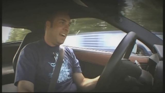 Corvette ZR1 Tracktest: V8-Power mit Hammer-Sound смотреть онлайн