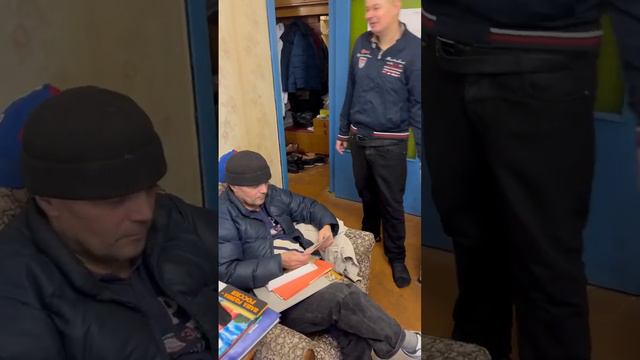 Не хочет Душа 🐝 залететь к Юре Кепке ))) смотреть онлайн