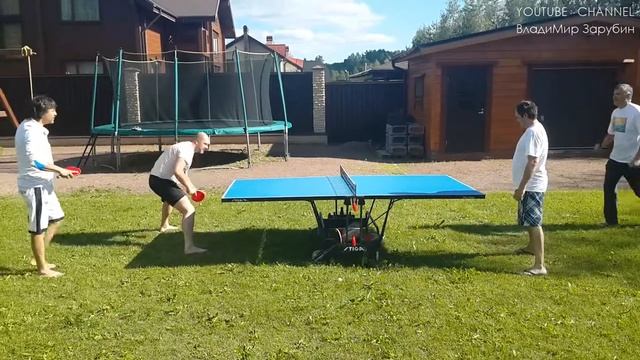 Настольный теннис.  Дачный стайл