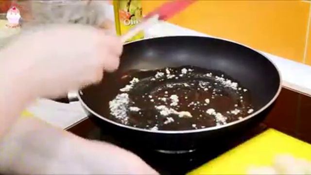 Салат Цезарь с креветками смотреть онлайн