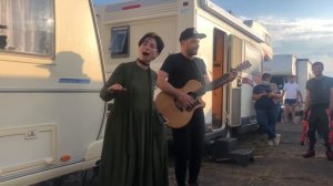 Группа Мураками. Среди акул. Первое живое исполнение на съёмочной площадке фильма Мастер.