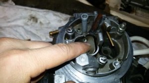 Удалено все лишнее, но работает уже 30 лет. Конструктор pierburg 2e ,или 2е2.