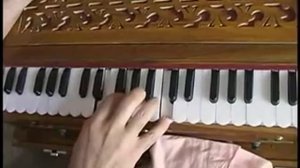 Уроки игры на фисгармонии