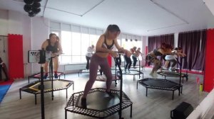 Jumping fitness часть тренировки