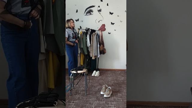 Собираемся в отпуск. Что взять? Советы от эниостилиста Анны Манихиной смотреть онлайн