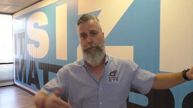 Photo Paper Sign Word of The Day смотреть онлайн