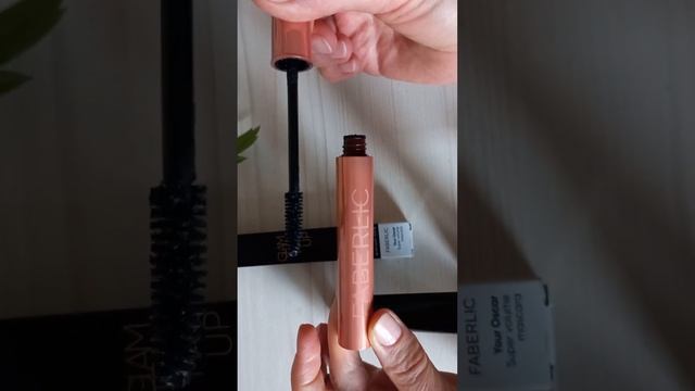 Суперобьемная тушь для ресниц Ваш Оскар от Фаберлик код50201 смотреть онлайн