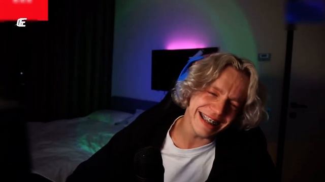 Парадеевич заплакал на стриме😢