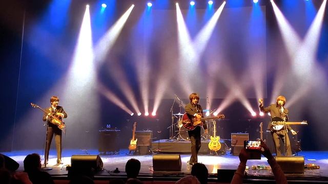 4 Lads from Liverpool | I Saw Her Standing There / Twist & Shout | The Beatles | Thunder Bay | 201 смотреть онлайн