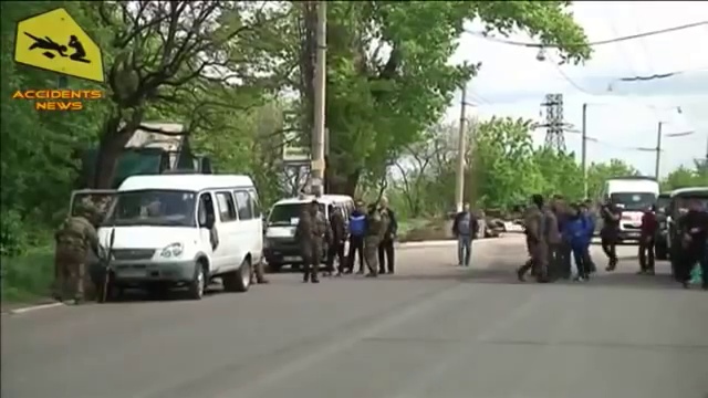 05 05 2014 Славянск, стрельба, ополчение смотреть онлайн