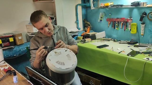 РАЗОБРАЛИ И ОТРЕМОНТИРОВАЛИ МУЛЬТИВАРКУ REDMOND RMC-M30 смотреть онлайн