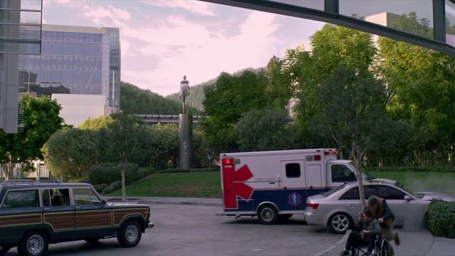 Все. Началось. Та зараза из России, та, что вызывает безумие она уже здесь... Началось! смотреть онлайн