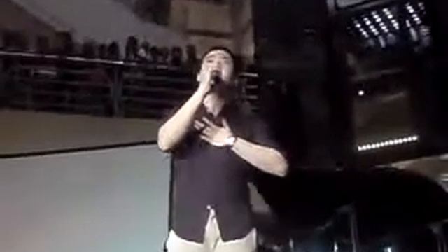 Erik Santos - robinson's galleria, august 30, 2009 смотреть онлайн