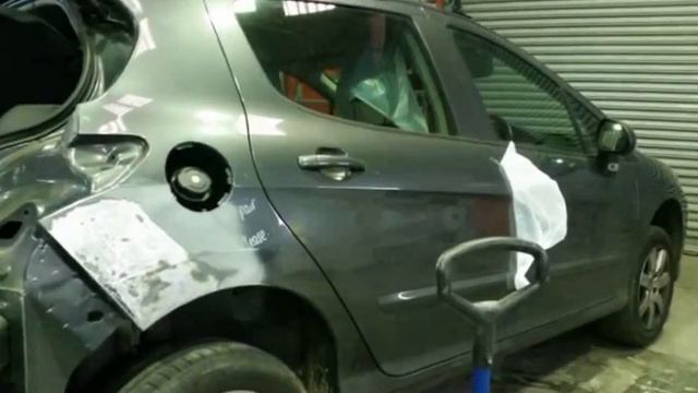 Peugeot 308 right rear side panel damage repair смотреть онлайн