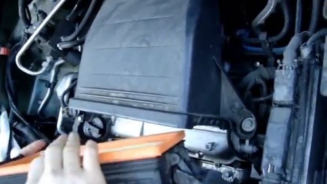 FIAT NUOVA PANDA: SOSTITUZIONE FILTRO ARIA смотреть онлайн