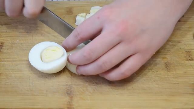 Пирог с рыбными консервами на кефире.Быстро и просто. смотреть онлайн