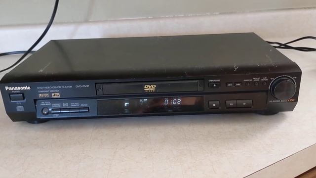 Playing Audio CDs On Panasonic DVD-RV31 DVD Player