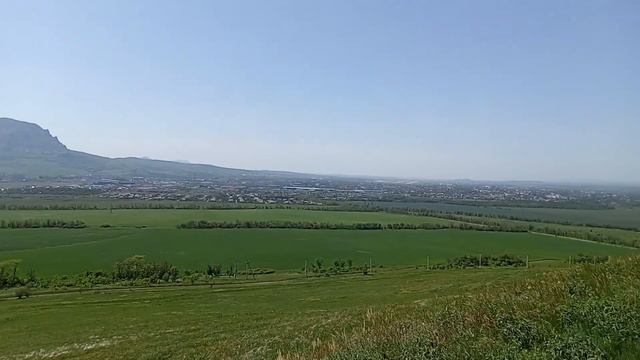 ВИД НА ГОРОД #вид #город #обзор #горы смотреть онлайн