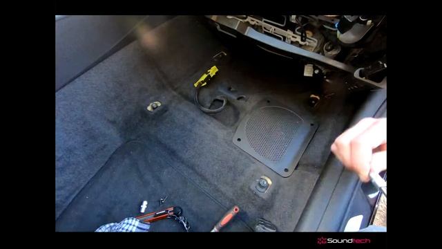 How to install MATCH UP 7 DSP and Subwoofers into BMW M1 смотреть онлайн