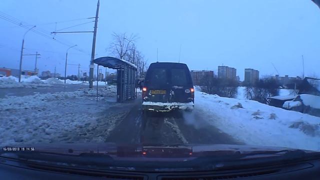 На Горецкого прорвало трубу с горячей водой