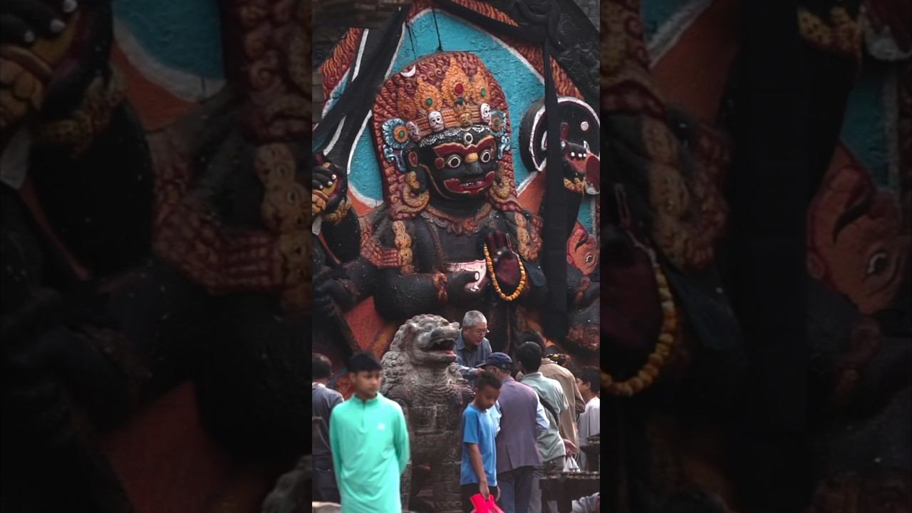 Прогулки в Катманду перед пребытием команд Эверест 2024 смотреть онлайн