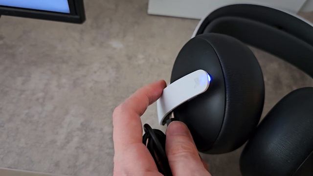 PULSE Elite Wireless Headset - How to Connect to PS5 смотреть онлайн