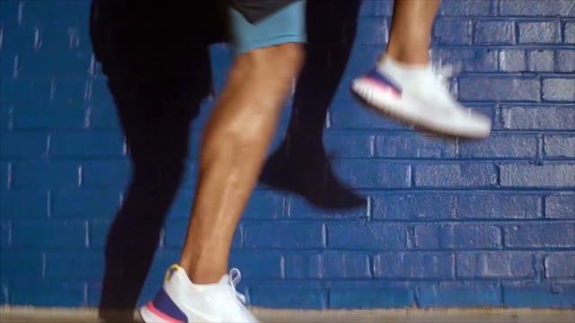 Nike Epic React Flyknit | Meet Footwear Designer Matt Pauk | SportsShoes.com смотреть онлайн