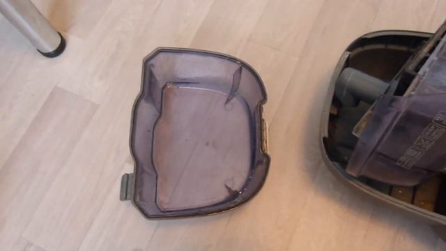 Как пользоваться пылесосом с аквафильтром смотреть онлайн