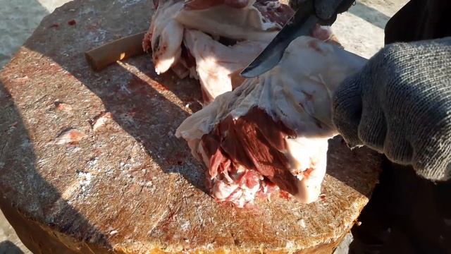 +18Как рубить мясо что нельзя продать от Это мясо вам покажу на этот видео смотреть онлайн