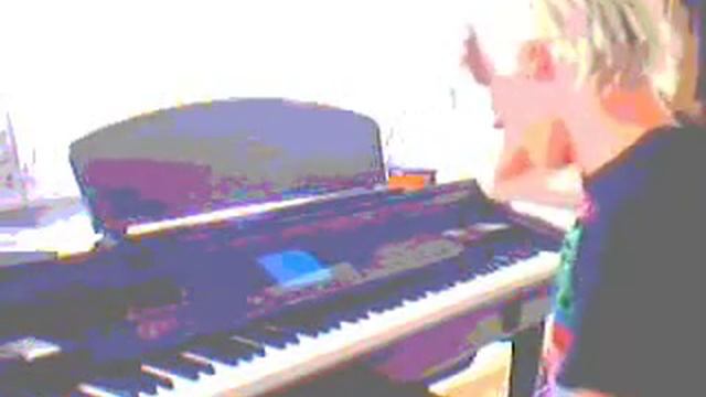 Funhouse Pink piano смотреть онлайн