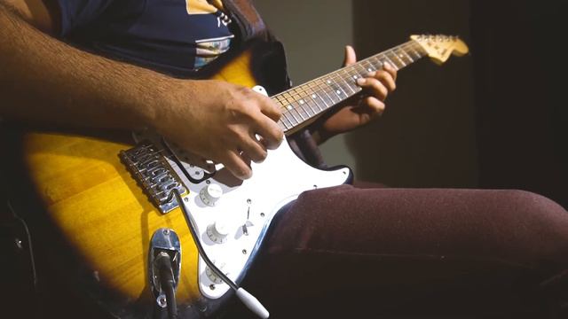Green Day - Holiday Solo 🌷 | Fender Squier Bullet Stratocaster | HSS | Zoom G1XFour смотреть онлайн