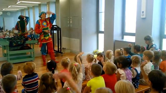 Знакомство с народными промыслами - Средняя группа смотреть онлайн