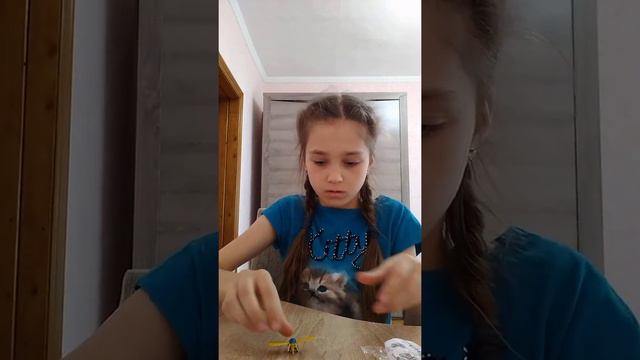 Обзор на дешёвый Киндер Джой!) смотреть онлайн