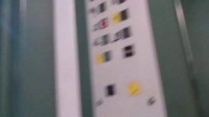 Маленький лифт ЩЛЗ (Щербинский Лифтостроительный Завод) 2005 года выпуска