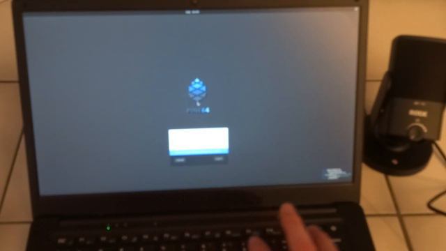 Pinebook Pro with the RØDE NT-USB Mini Microphone смотреть онлайн