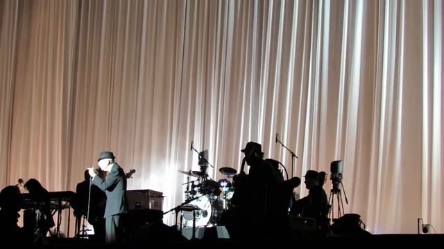 9-14-2012 Dublin, Leonard Cohen snippet: Let my people dance смотреть онлайн