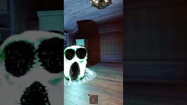 ROBLOX DOORS КАК РАБОТАЕТ КРЕСТ В РОБЛОКС ДВЕРИ #shorts смотреть онлайн